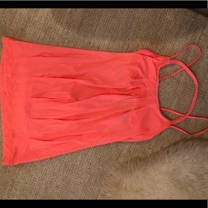 Lululemon tank!